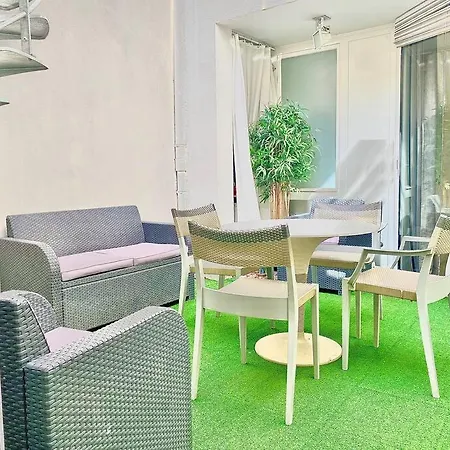 3 - 8b1 Apartment *